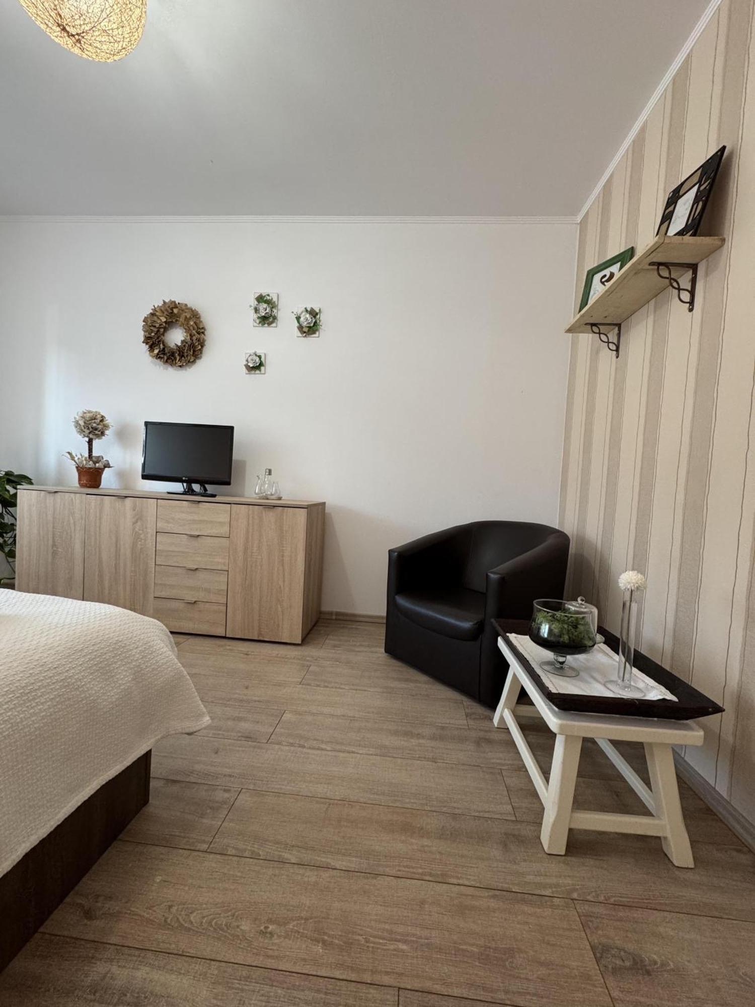 Vik'S Home Sighisoara Ngoại thất bức ảnh