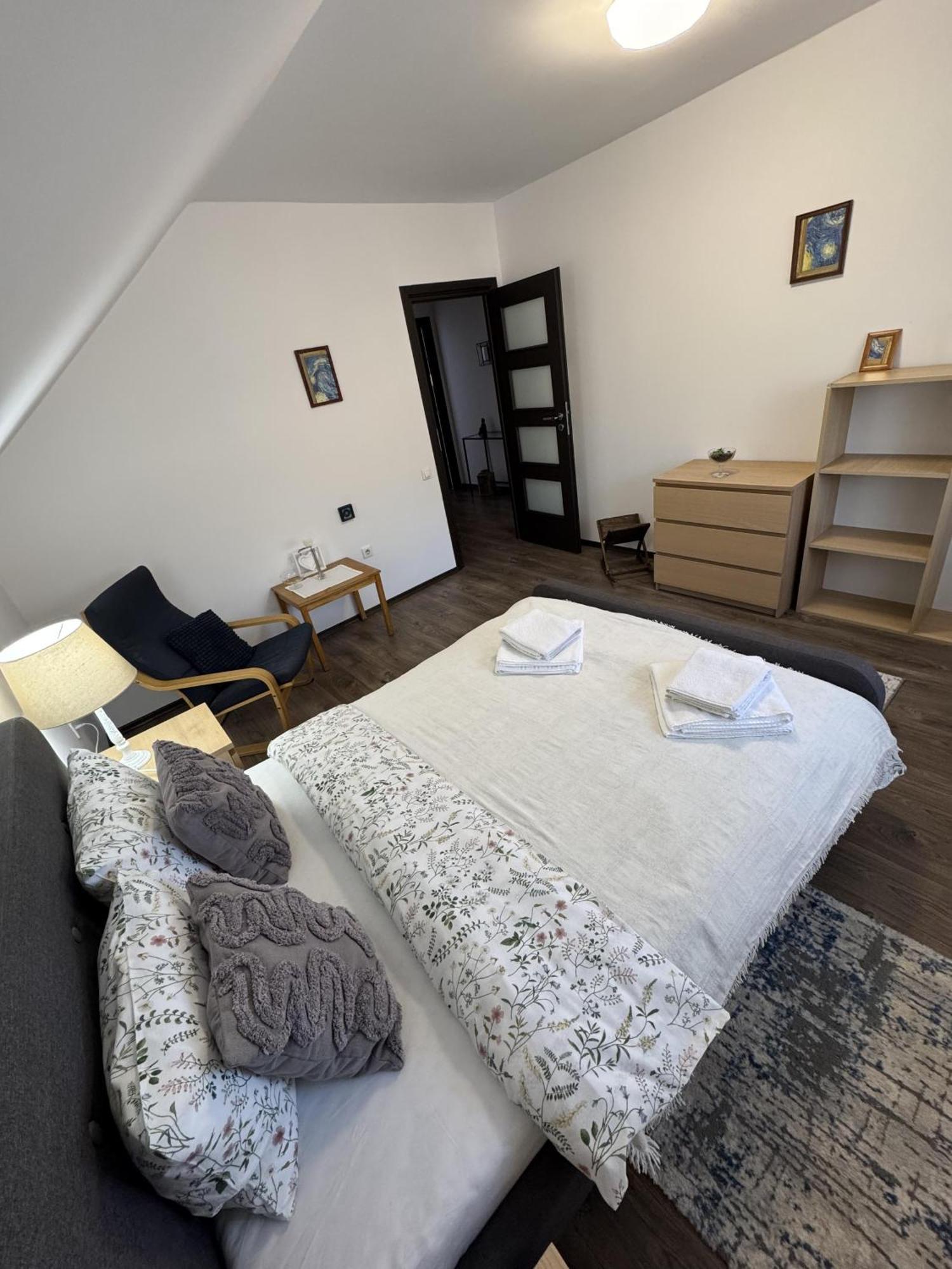 Vik'S Home Sighisoara Ngoại thất bức ảnh