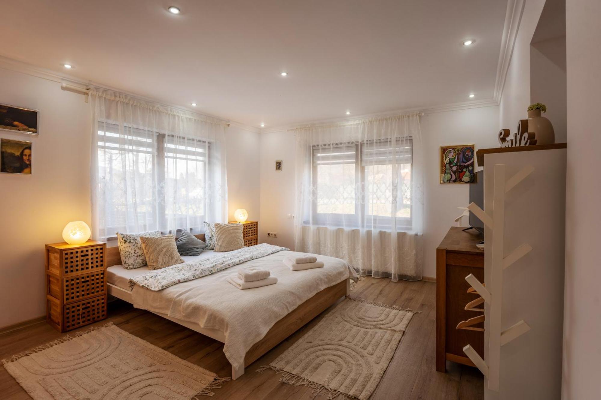 Vik'S Home Sighisoara Ngoại thất bức ảnh